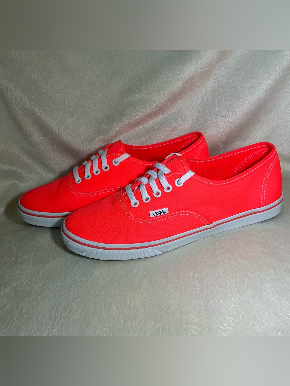 VANS Authentic Lo Pro Neon Coral Classic Canvas Sneakers women’s size 8.5